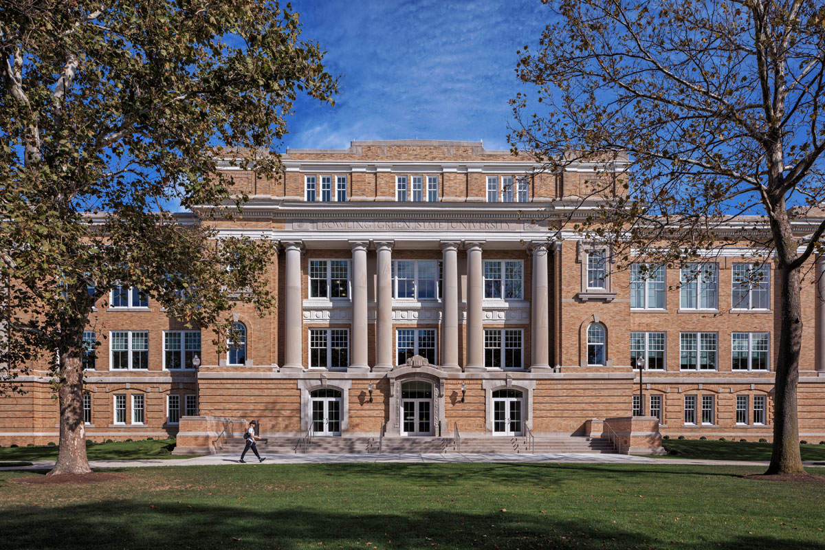 Bowling Green State University University Hall.